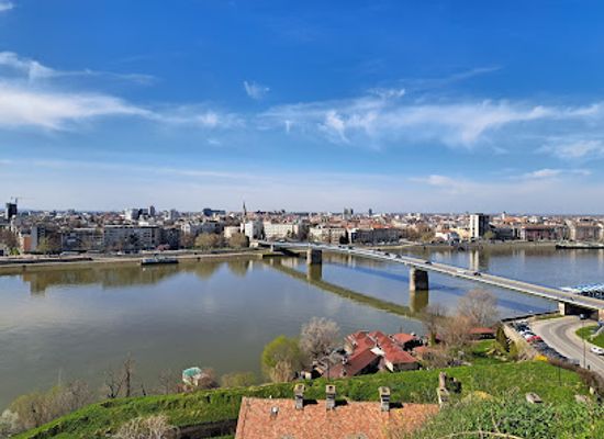 serbia/novi-sad/landmark/petrovaradin-fortress-s-clock