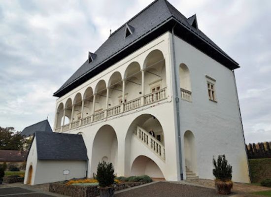 hungary/szabolcs-szatmar-bereg/landmark/bathory-castle-and-wax-museum