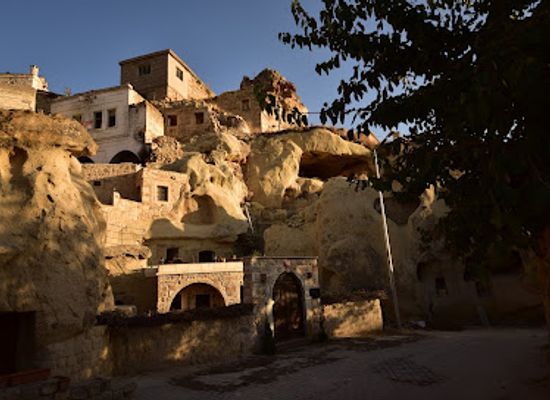 turkiye/cappadocia/ortahisar/landmark/shiraz-cave-cappadocia