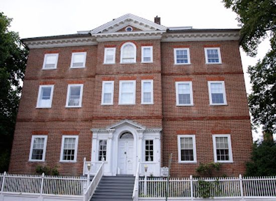 maryland/chesapeake-bay-area/landmark/chase-lloyd-house