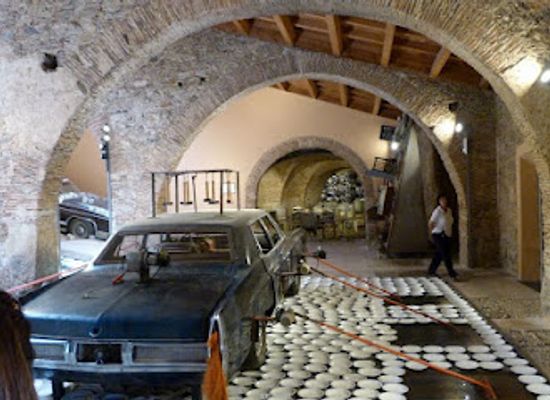 spain/extremadura/landmark/museo-vostell-malpartida