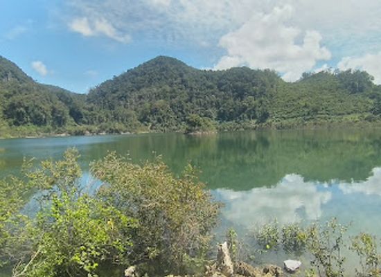 guatemala/verapaces/landmark/lagunas-de-sepalau