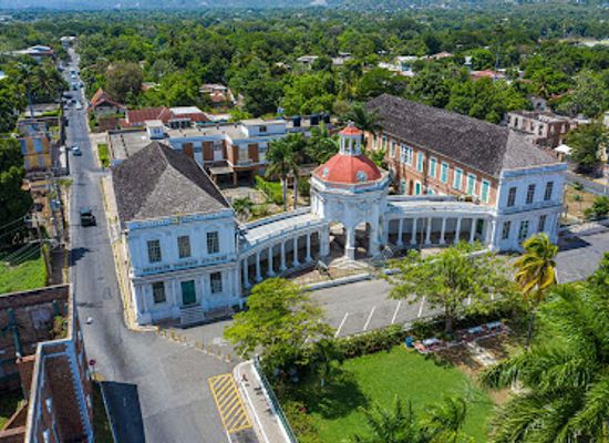 jamaica/runaway-bay/landmark/rodney-s-memorial
