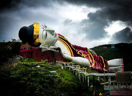 myanmar-burma/kayin-state/landmark/win-sein-taw-ya-buddha