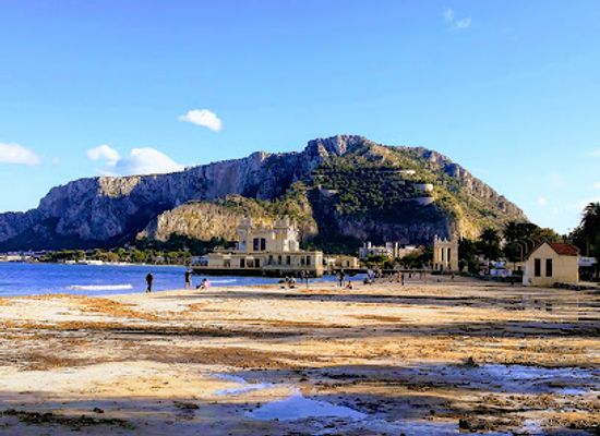 italy/palermo/mondello/landmark/l-ombelico-del-mondo