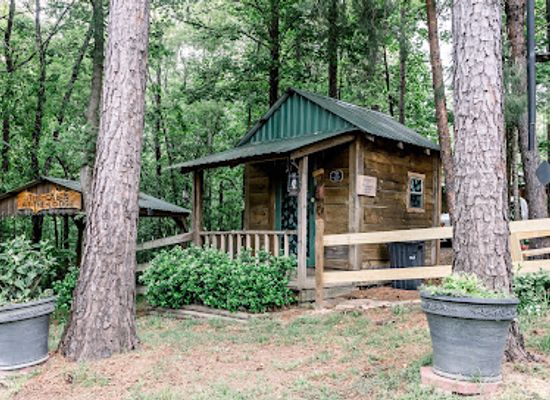 alabama/piney-woods/landmark/the-cabin-at-the-lodge-llc