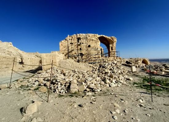 jordan/shobak-castle/landmark/shobak-castle-visitor-center