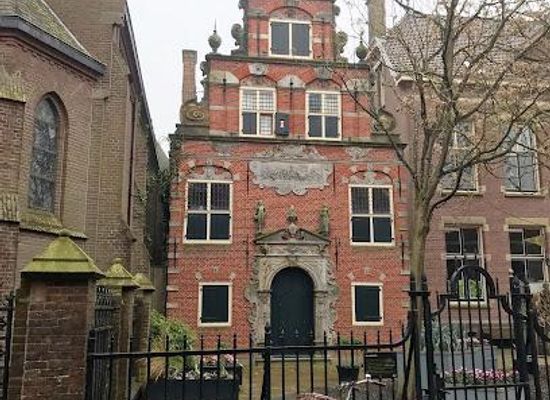 netherlands/west-friesland/landmark/oude-weesshuis-enkhuizen