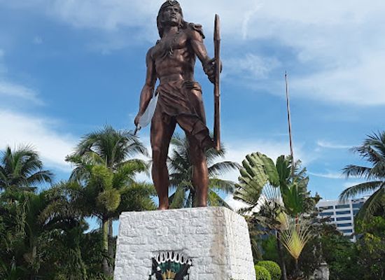philippines/central-visayas/landmark/lapulapu-monument