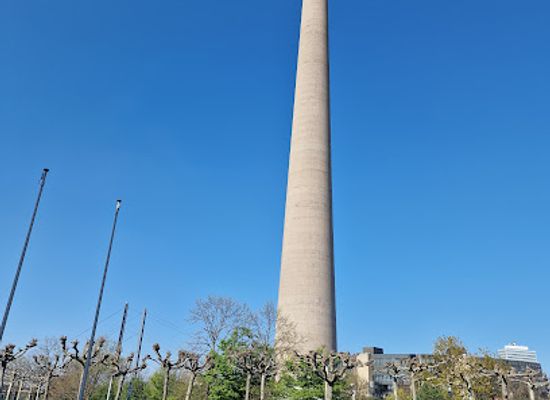 germany/dusseldorf/landmark/rhine-tower