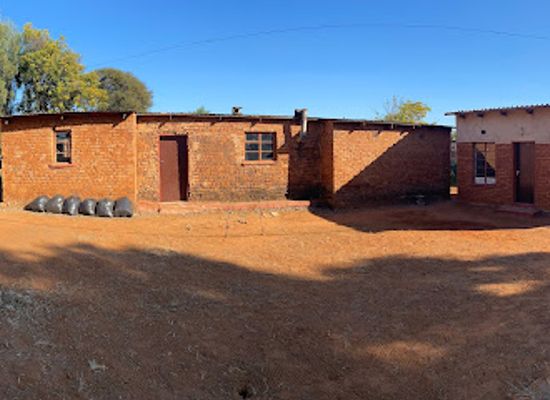 botswana/lobatse/landmark/fish-keitseng-monument