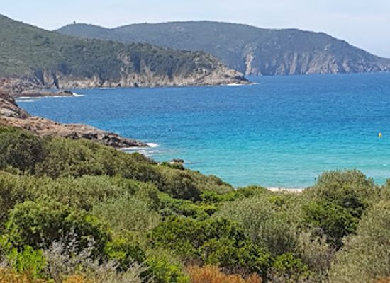 italy/calanques-of-piana/landmark/plage-d-arone