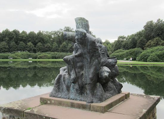 germany/bremen/landmark/vier-jahreszeiten-3-skulpturenensemble