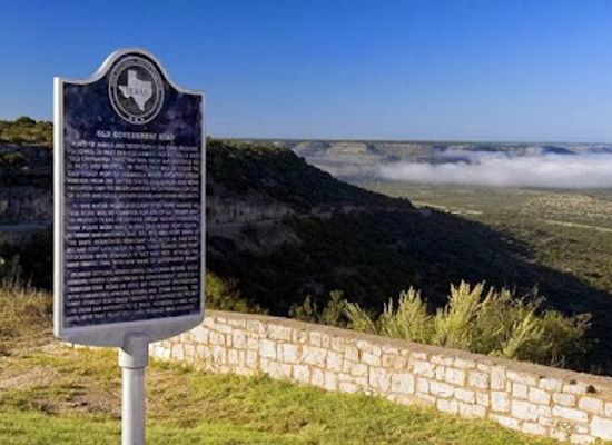texas/edwards-plateau/landmark/fort-lancaster-and-battlefield-state-historic-site