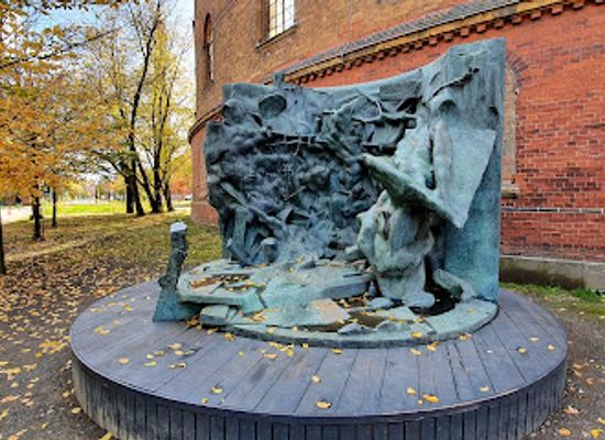 germany/leipzig/sudvorstadt/landmark/skulptur-aktion