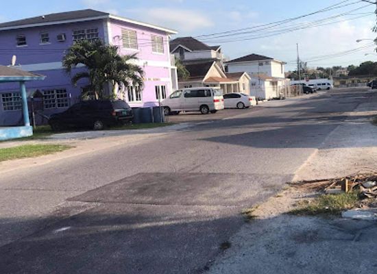 the-bahamas/new-providence/landmark/tropical-place-delight