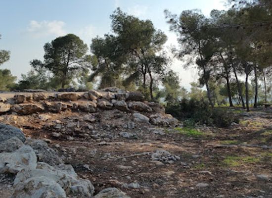 israel/jezreel-valley/landmark/golden-gate-parking