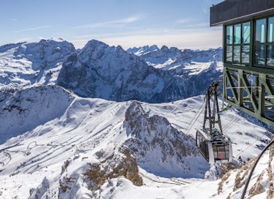 italy/alto-adige/landmark/terrazza-delle-dolomiti