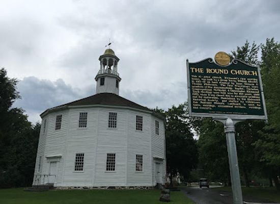 vermont/green-mountains/landmark/the-old-round-church
