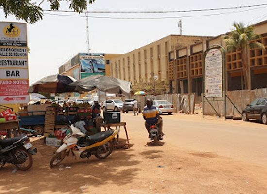 burkina-faso/centre/landmark/le-panini-s-panini-de-orange-ex-airtel