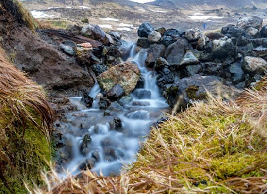 iceland/reykjanes-peninsula/landmark/reykjadalur-hot-spring-thermal-river