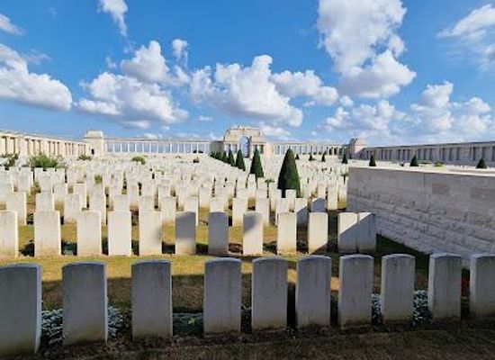 france/picardy/landmark/pozieres-memorial