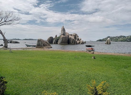 tanzania/masai-steppe/landmark/bismarck-rock