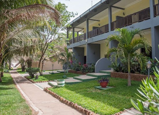 the-gambia/kombo-south/landmark/senegambia-beach-hotel