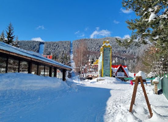 bulgaria/dobrinishte/landmark/gotse-delchev-hut