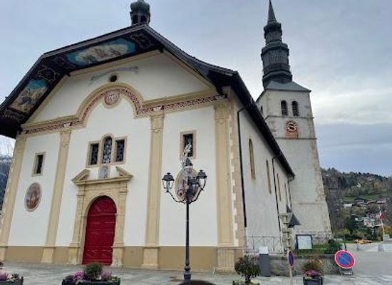 france/rhone-alpes/landmark/eglise-saint-gervais-et-saint-protais