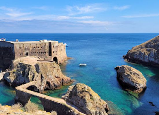portugal/peniche/landmark/berlengas-nature-reserve
