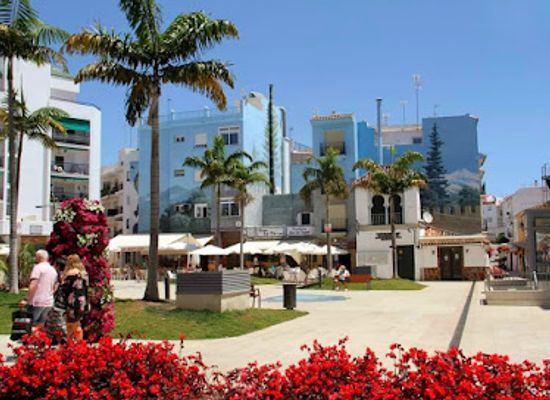 spain/andalusia/landmark/plaza-antonia-guerrero