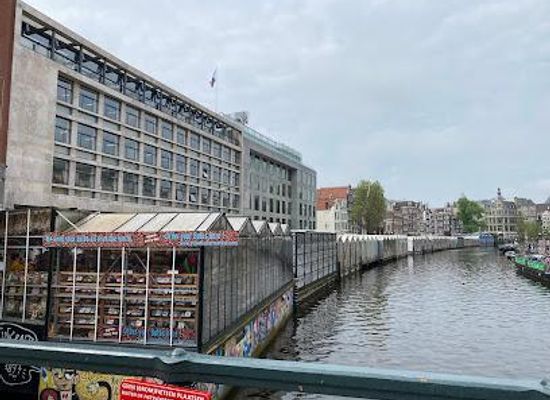 netherlands/amsterdam/landmark/muntplein-12