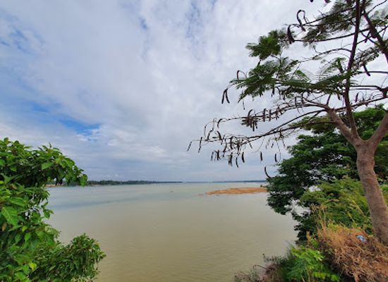 cambodia/stung-treng/landmark/thourm-rangsey-pagoda