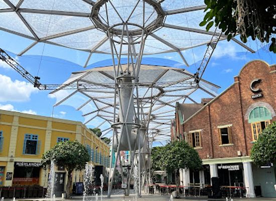 singapore/clarke-quay/landmark/harry-s-clarke-quay