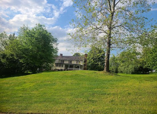 virginia/northern-virginia/landmark/dranesville-tavern-historic