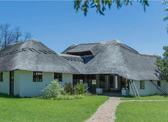 zimbabwe/gweru/landmark/khayela-royal-palms-resort
