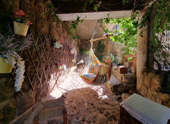lebanon/bcharre/landmark/beit-el-qanater