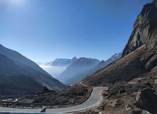 india/gangtok/landmark/lord-tours-and-travels