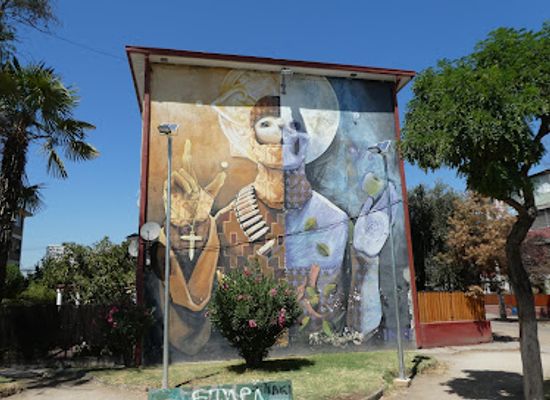 chile/metropolitan-region-of-santiago/landmark/museo-cielo-abierto