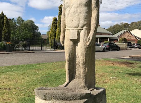 australia/adelaide/landmark/aboriginal-statue-marker