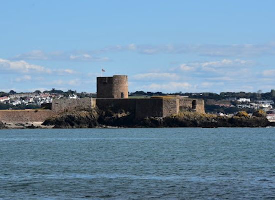 jersey/gorey/landmark/st-aubins-fort