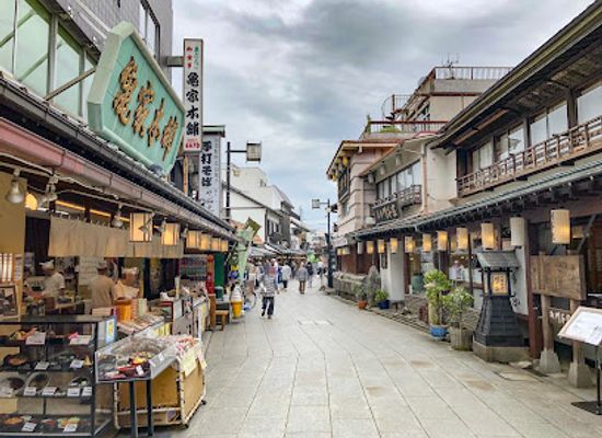japan/mikawa/landmark/taishakuten-sando