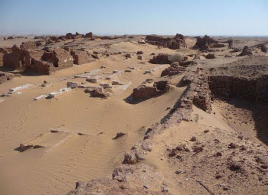 egypt/new-valley/landmark/kellis-ancient-city
