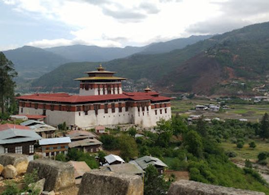 bhutan/dagana/landmark/hot-stone-baths