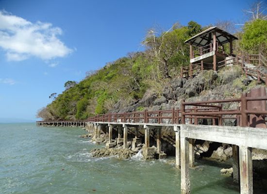 thailand/satun/landmark/khao-to-ngai-geological-time-boundary