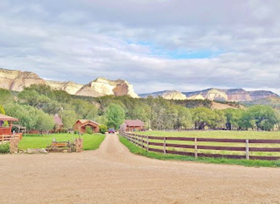 utah/mt-carmel/landmark/arrowhead-country-inn-and-cabins