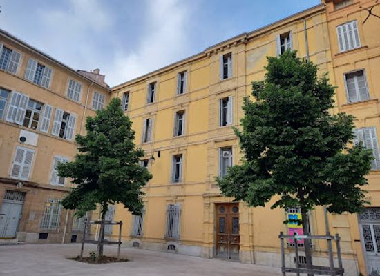france/aix-en-provence/landmark/couvent-des-precheurs