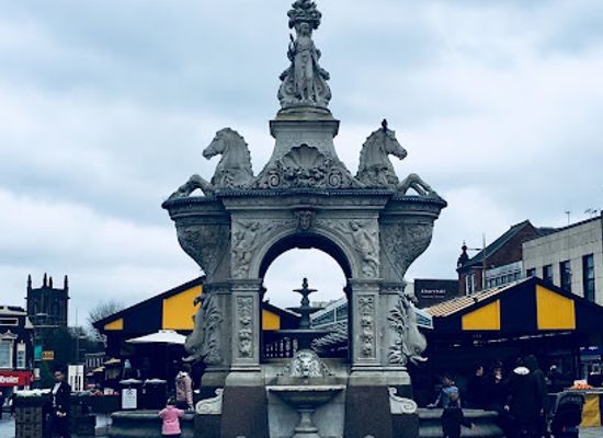 united-kingdom/west-midlands/landmark/the-fountain