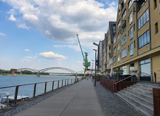 germany/cologne/landmark/industriedenkmal-krananlage